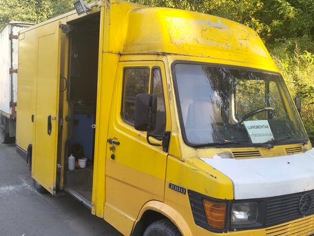 1995 Mercedes-Benz T1, жёлтый, 999000 рублей, вид 2