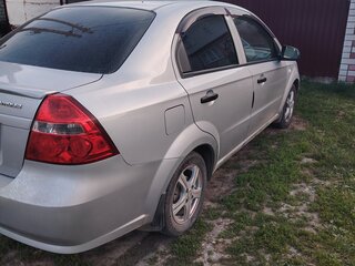 2010 Chevrolet Aveo I Рестайлинг, серый, 400000 рублей, вид 4