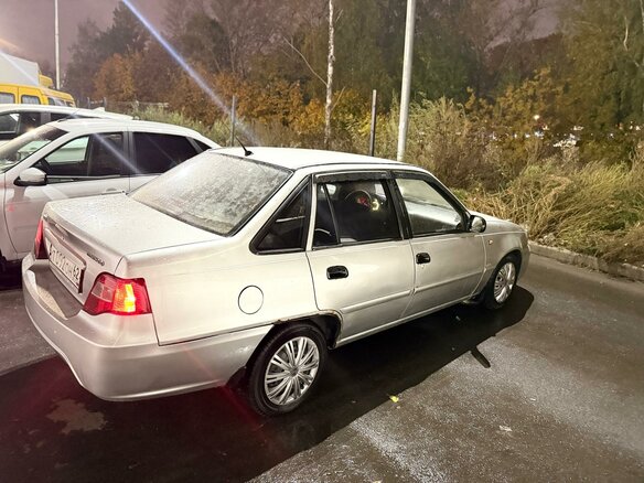 2010 Daewoo Nexia I Рестайлинг, серебристый, 165000 рублей - вид 6