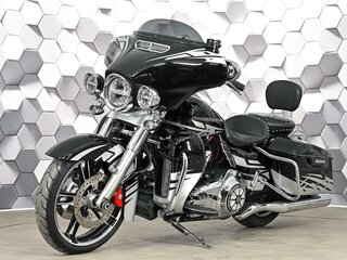 2014 Harley-Davidson Street Glide Special, чёрный, 1477000 рублей, вид 2