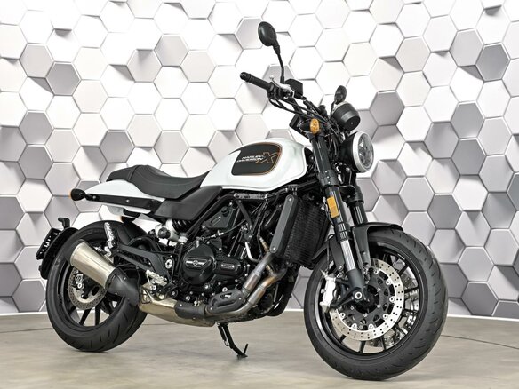 2023 Harley-Davidson X500, серебристый, 549000 рублей
