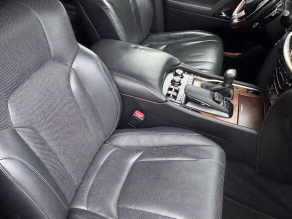 2015 Lexus LX 570 III Рестайлинг 2, серый, 7600000 рублей - вид 13