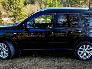 2011 Nissan X-Trail II Рестайлинг, чёрный, 1700000 рублей, вид 2