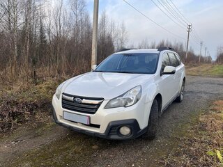 2013 Subaru Outback IV Рестайлинг, белый, 1500000 рублей, вид 5