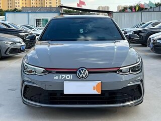 2023 Volkswagen Golf VIII, серый, 1570000 рублей, вид 3