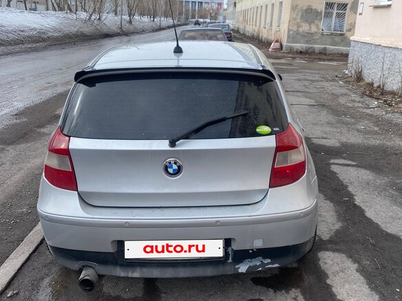 2006 BMW 1 серии 118i I (E81/E82/E87/E88), серебристый, 650000 рублей - вид 3
