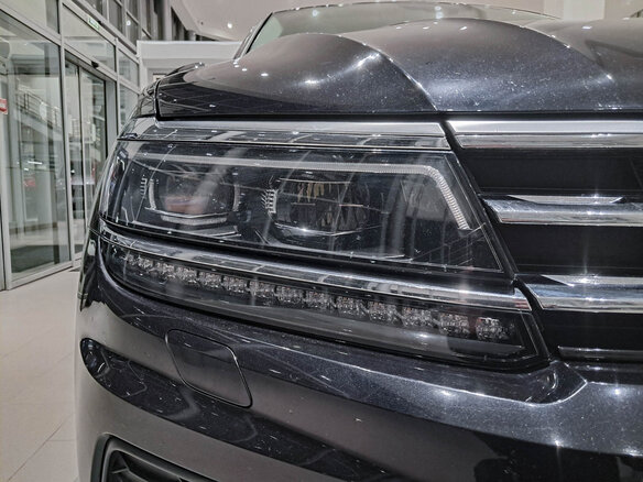 2020 Volkswagen Tiguan II, чёрный, 3410000 рублей - вид 16