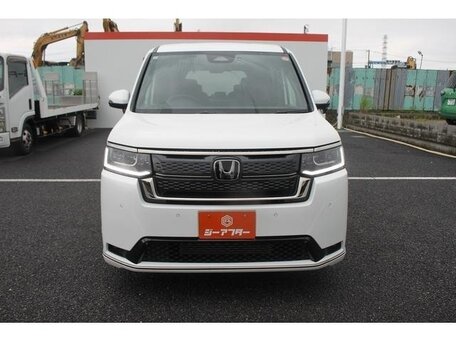 2023 Honda Stepwgn Spada VI, белый, 2300000 рублей, вид 2