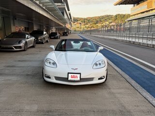 2007 Chevrolet Corvette C6, белый, 6000000 рублей, вид 1