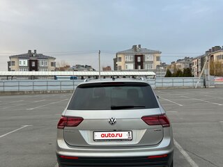 2020 Volkswagen Tiguan II, серебристый, 2649000 рублей, вид 4