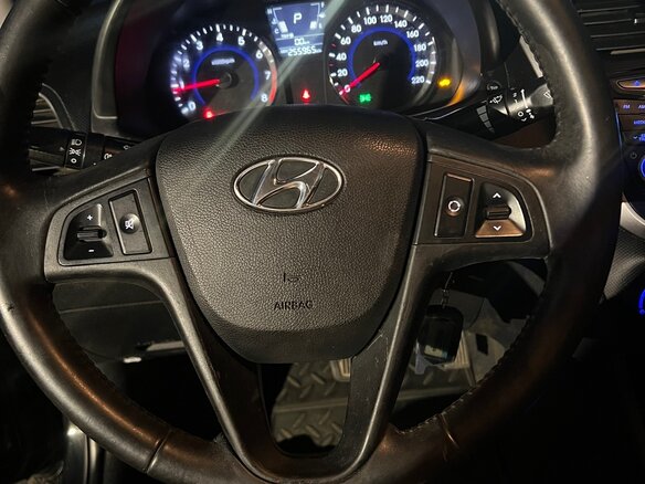 2014 Hyundai Solaris I, чёрный - вид 5