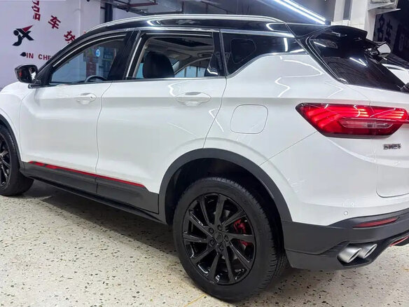 2022 Geely Coolray (Binyue) I, белый, 1284069 рублей - вид 3