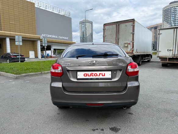 2017 Lada (ВАЗ) Granta I, бежевый, 465000 рублей - вид 2