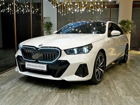 BMW 5 серии VIII (G60/G61/G68)