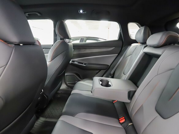 2026 Geely Cityray, серебристый, 3345000 рублей - вид 14