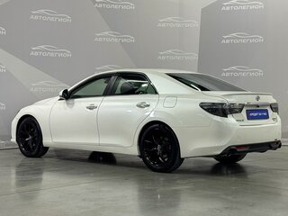 2017 Toyota Mark X II Рестайлинг 2, белый, 2600000 рублей, вид 3