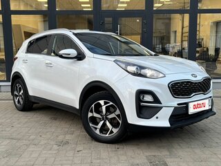 2020 Kia Sportage IV Рестайлинг, белый, 1990000 рублей, вид 2