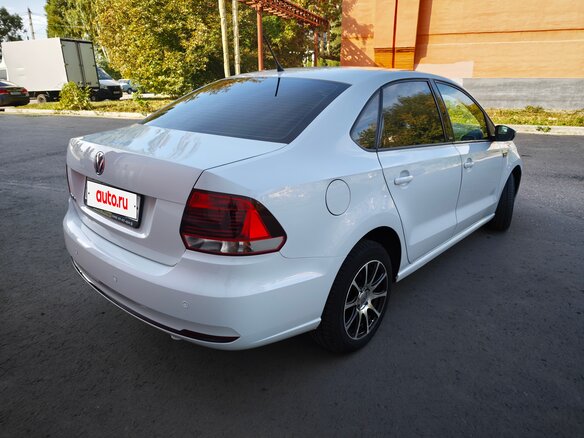 2016 Volkswagen Polo V Рестайлинг, белый, 1050000 рублей - вид 7