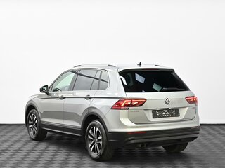 2019 Volkswagen Tiguan II, серебристый, 1865000 рублей, вид 2