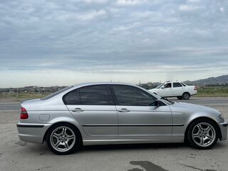 2001 BMW 3 серии 325i IV (E46) Рестайлинг, серебристый, 550000 рублей, вид 4