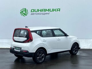 2021 Kia Soul III, белый, 1375000 рублей, вид 5