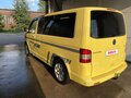 2004 Volkswagen Multivan T5, жёлтый, 1350000 рублей - вид 2