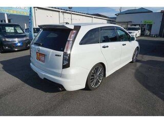 2013 Honda Stream II Рестайлинг, белый, 1050000 рублей, вид 5