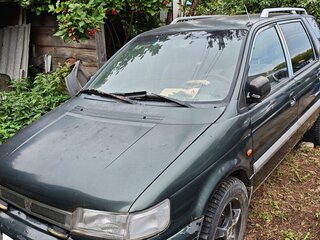 1994 Mitsubishi Space Wagon II, зелёный, 120000 рублей, вид 1