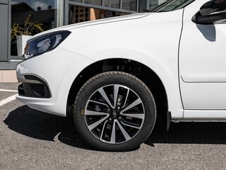 2026 Lada (ВАЗ) Granta I Рестайлинг, белый, 1319000 рублей, вид 3