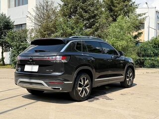 2023 Volkswagen Tayron I Рестайлинг, чёрный, 2410000 рублей, вид 4