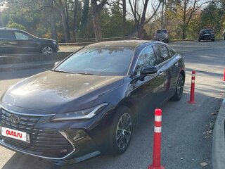 2023 Toyota Avalon V, чёрный, 3400000 рублей, вид 1