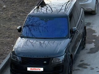2019 Land Rover Range Rover IV Рестайлинг, серый, 8500000 рублей, вид 4