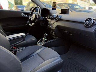 2011 Audi A1 I (8X), синий, 1100000 рублей, вид 5