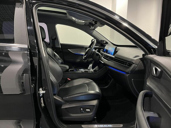 2023 Chery Tiggo 8 Pro Max I, чёрный - вид 27