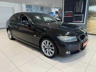2009 BMW 3 серии 318i V (E90/E91/E92/E93) Рестайлинг, чёрный, 930000 рублей, вид 3