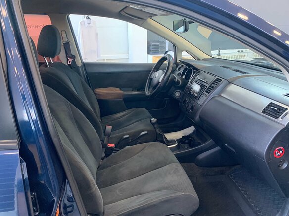 2010 Nissan Tiida I, синий, 450000 рублей - вид 17