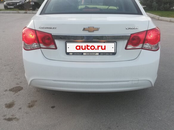 2014 Chevrolet Cruze I Рестайлинг, белый, 800000 рублей - вид 1