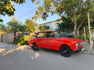1975 Lada (ВАЗ) 2101, красный, 90000 рублей, вид 3