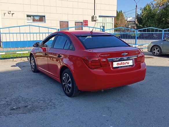 2012 Chevrolet Cruze I, красный, 810000 рублей - вид 10