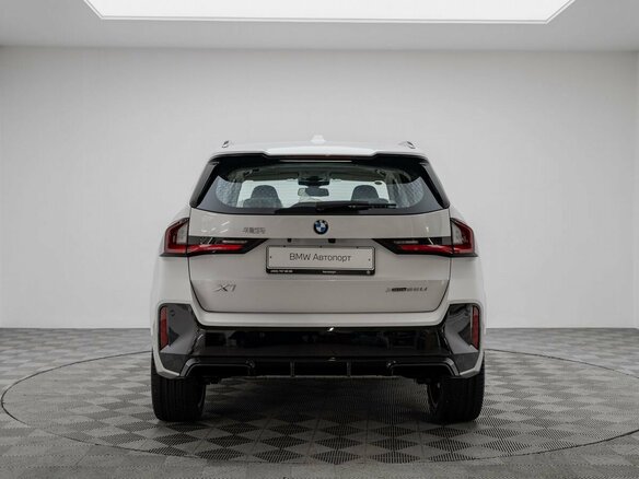 2026 BMW X1 Long 25Li xDrive III (U11/U12), белый, 5990000 рублей - вид 8