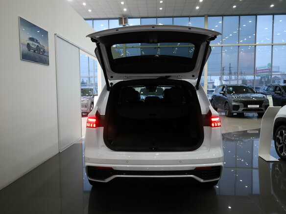 2026 Geely Monjaro I Рестайлинг, белый - вид 9