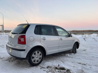 2002 Volkswagen Polo IV, серебристый, 150000 рублей, вид 2