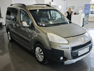 2012 Peugeot Partner II, серый, 300000 рублей, вид 2