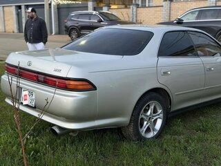 1992 Toyota Mark II VII (X90), золотистый, 700000 рублей, вид 4