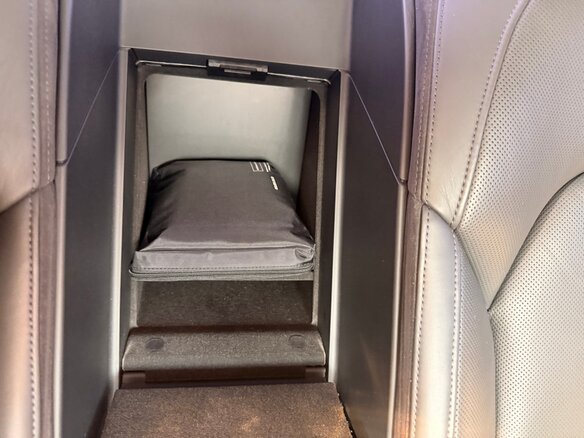 2012 Audi A8 Long III (D4), чёрный, 2700000 рублей - вид 33