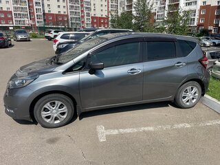 2016 Nissan Note II Рестайлинг, серый, 860000 рублей, вид 5
