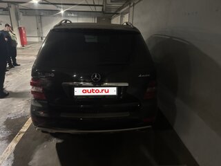 2008 Mercedes-Benz M-Класс 350 II (W164) Рестайлинг, чёрный, 1490000 рублей, вид 3