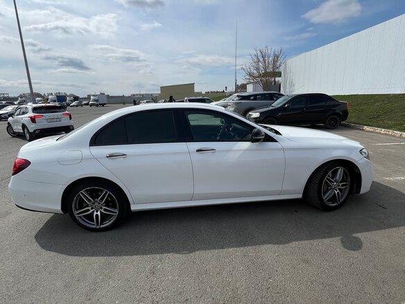 2019 Mercedes-Benz E-Класс 200 V (W213, S213, C238), белый, 2750000 рублей - вид 3