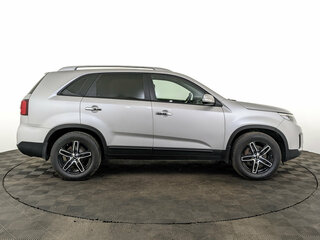 2018 Kia Sorento II Рестайлинг, серебристый, 1835000 рублей, вид 4