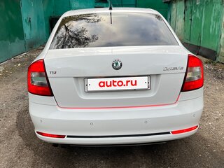 2012 Skoda Octavia II (A5) Рестайлинг, белый, 1500000 рублей, вид 3